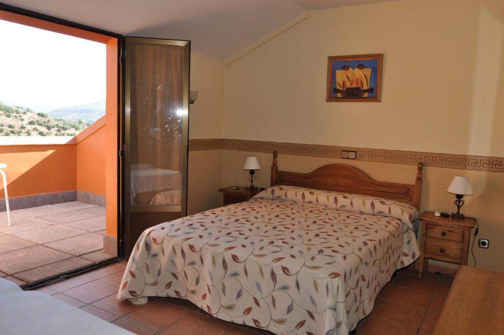 Double or Twin Room Balcony
